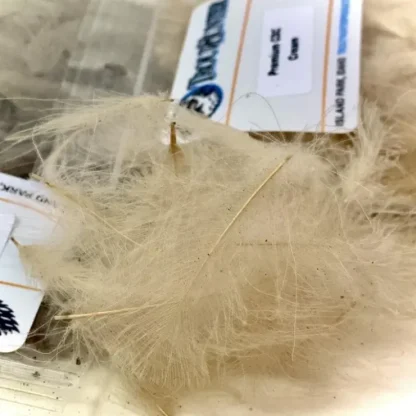 Trout Hunter CDC Feathers Dyed Bulk 3.5 gram - Your Premium Fishing Gear Store Rods Lines Baits Accessories^ Online